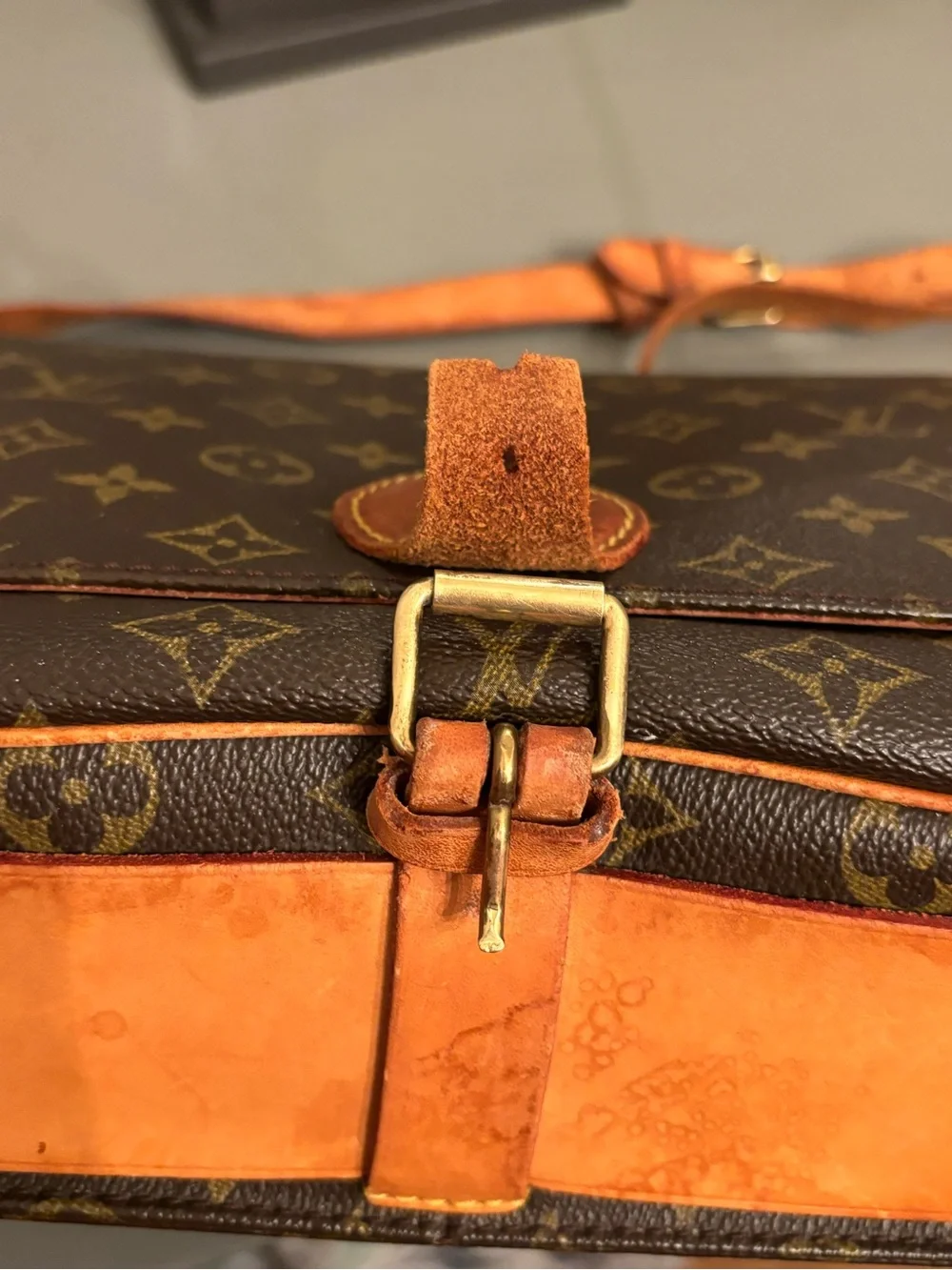 Louis Vuitton Crossbody Cartouchière GM Vintage 1985 - Picture 11 of 16